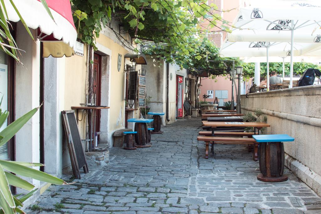 Studio May Piran Exterior photo